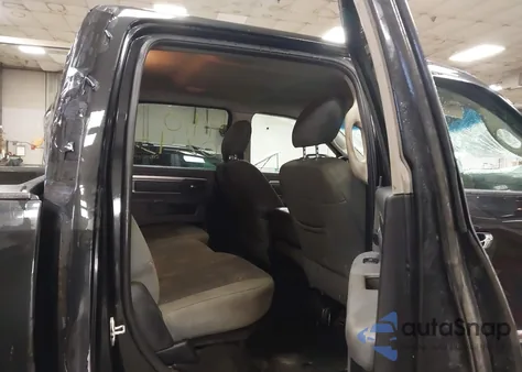 2017 Ram 1500 Big Horn 4X4 5'7 Box z USA, uszkodzony, nr VIN 1C6RR7LM9HS878831